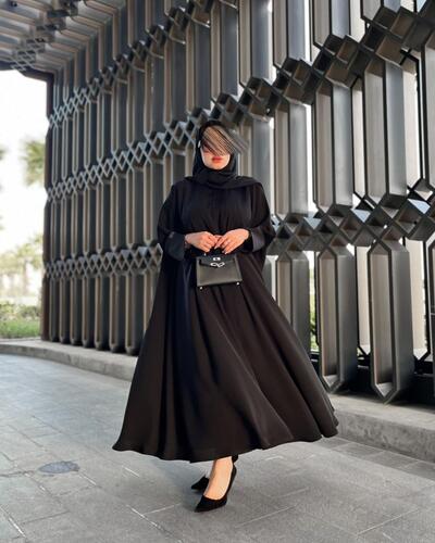 Qatari Abaya