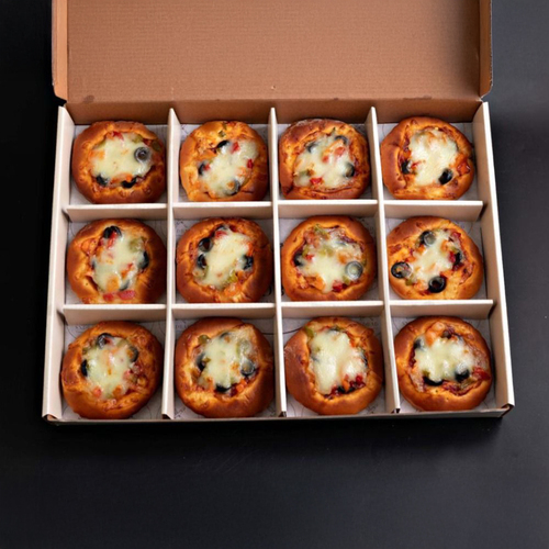 بوكس بيتزا ميني 12 قطع.