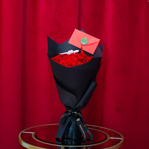 Hand Bouquet  Black Rose