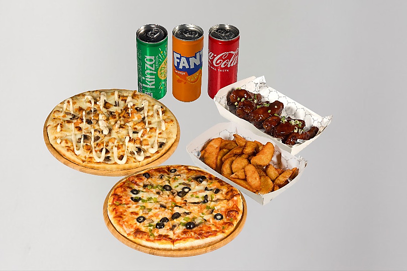 2 بيتزا مع بطاطس ودجز واجنحة دجاج بالباربيكيو و 3 مشروب