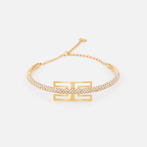 قلاده نسائيه