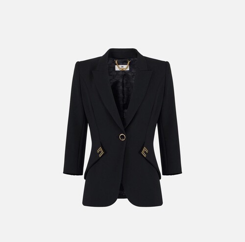 جاكيت نسائي