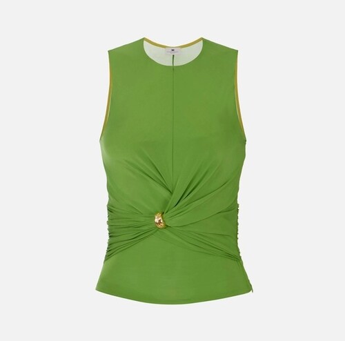 بلوزة نسائية