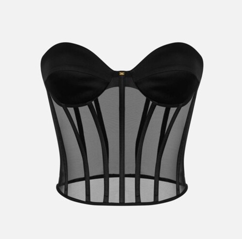 بلوزة نسائية