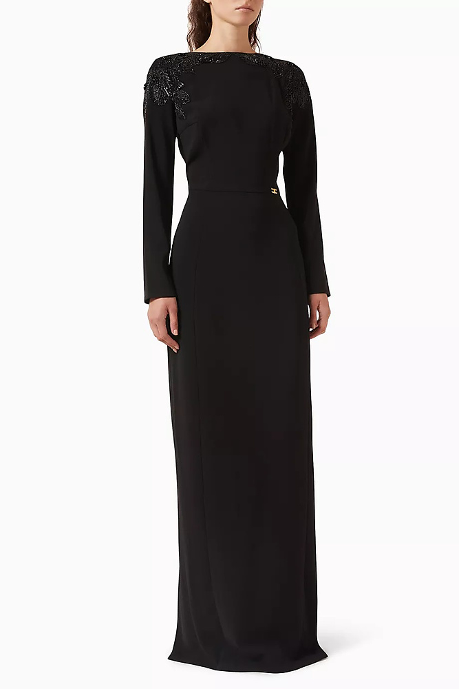 فستان نسائي