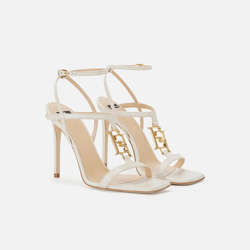 أحذية نسائية