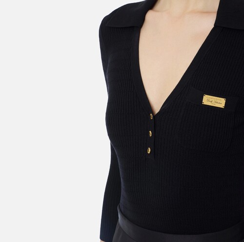 فستان نسائي