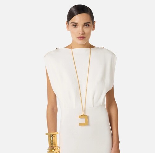 قلاده نسائيه