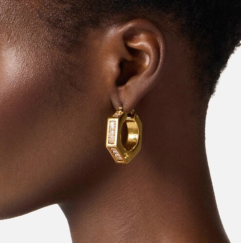 أقراط نسائيه