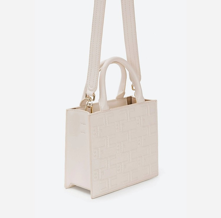 حقيبة نسائية