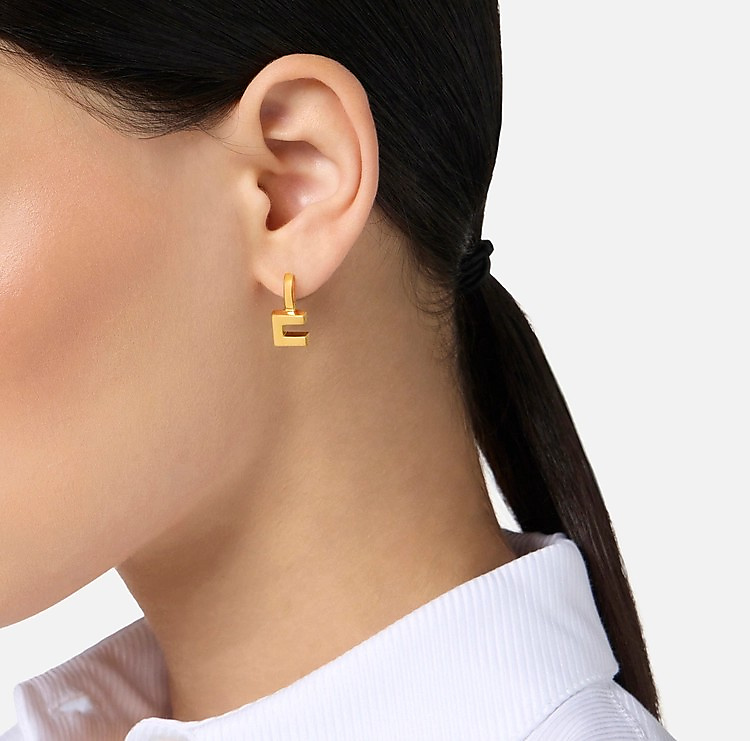 اقراط نسائيه