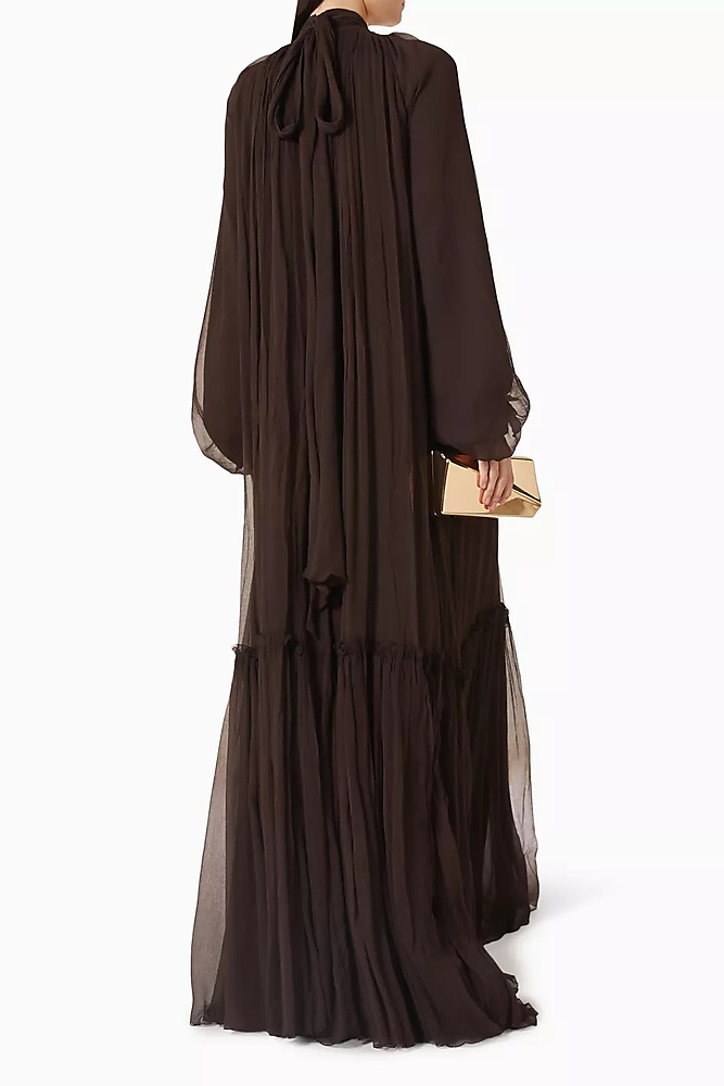 فستان نسائي