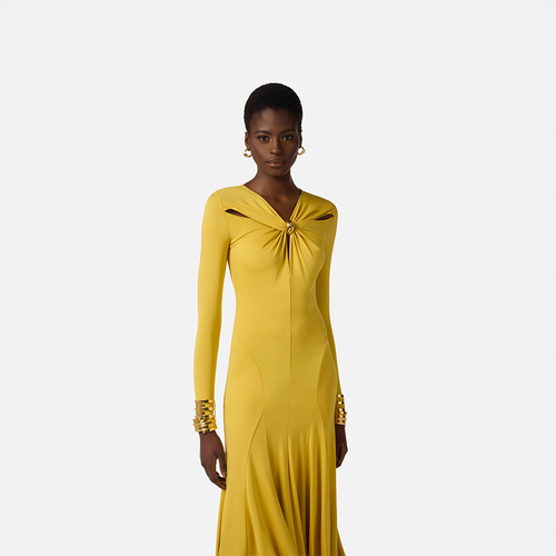 فستان نسائي