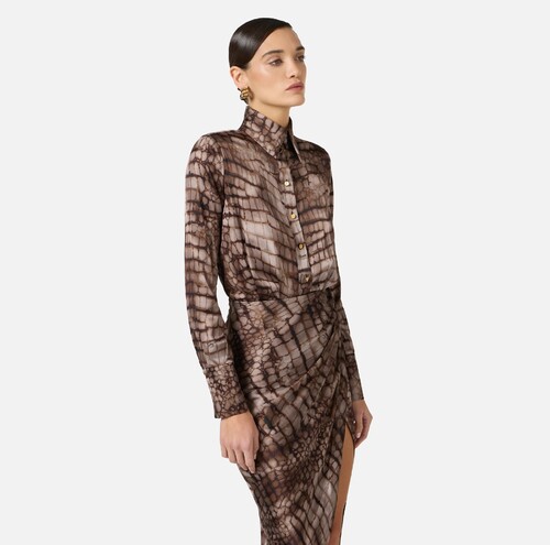 فستان نسائي