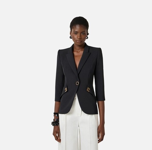 جاكيت نسائي