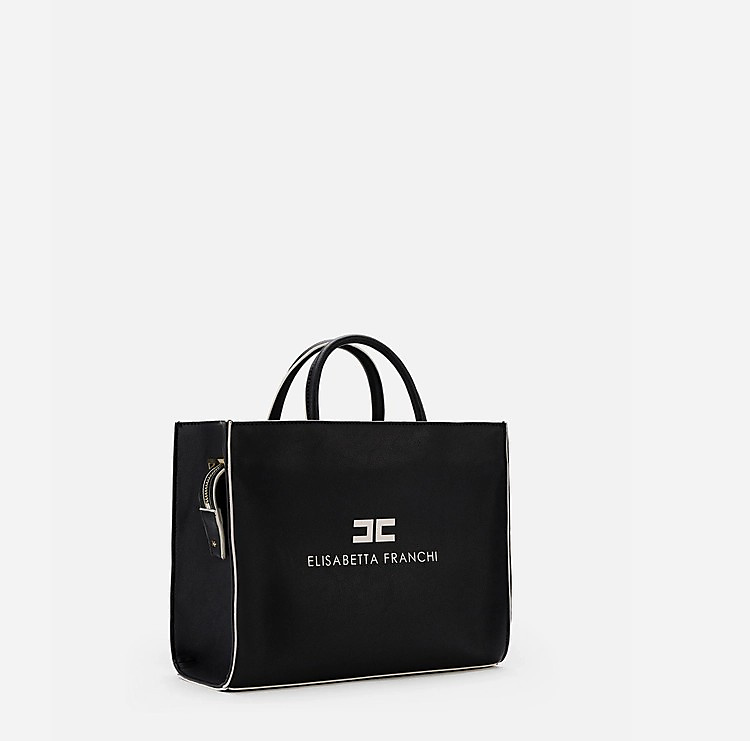 حقيبة نسائية