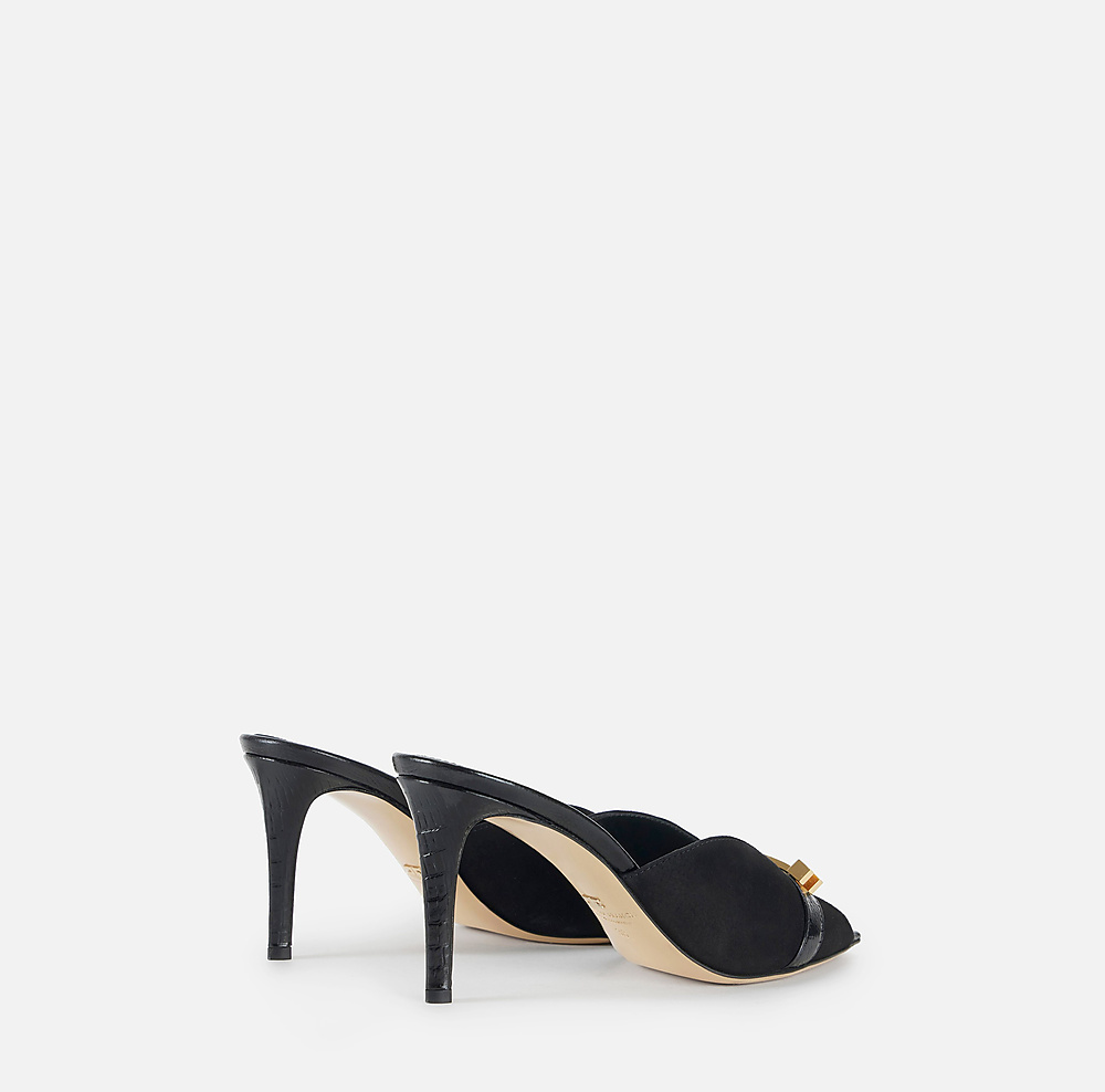 احذية نسائية