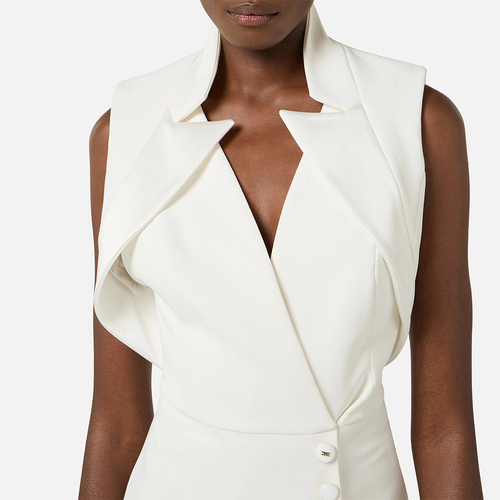 فستان نسائي