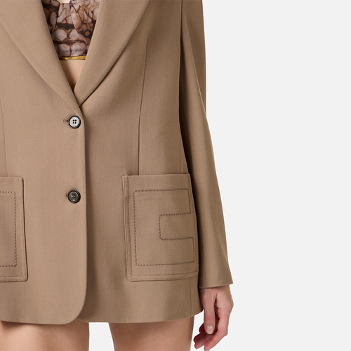 جاكيت نسائي