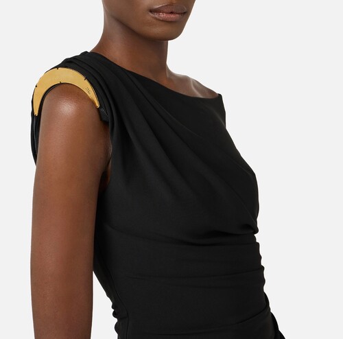 فستان نسائي