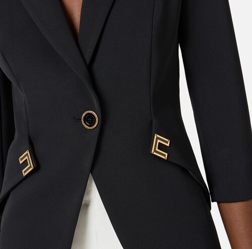 جاكيت نسائي