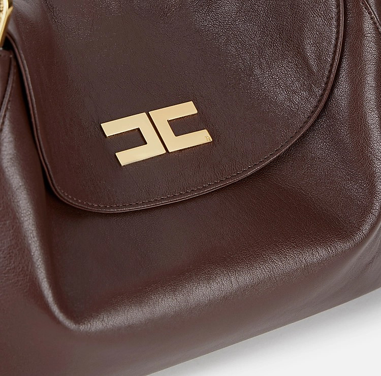 حقيبة نسائية