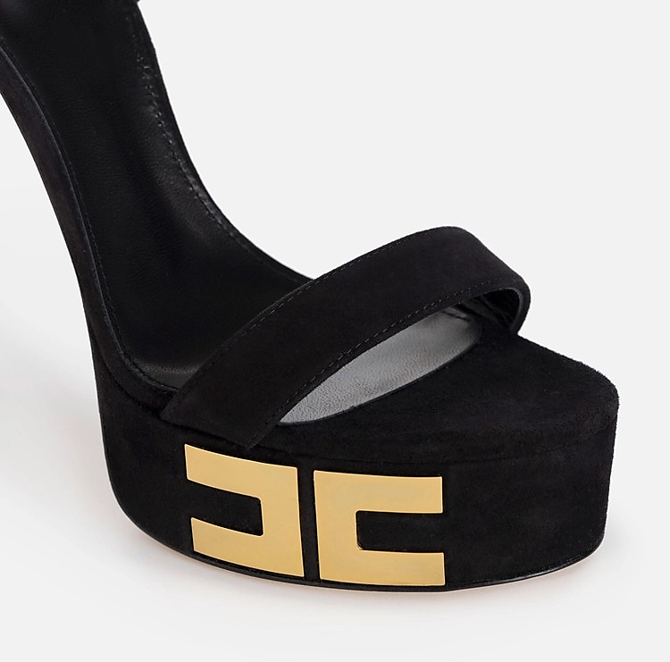 احذية نسائية