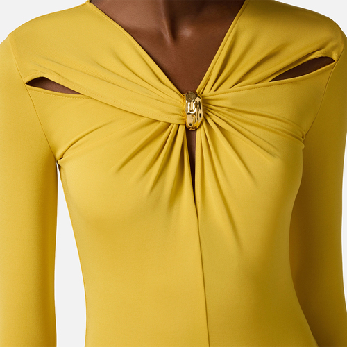 فستان نسائي