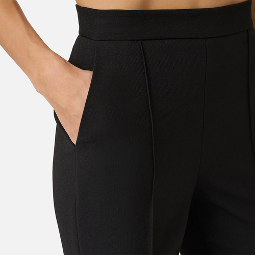 بنطلون نسائي