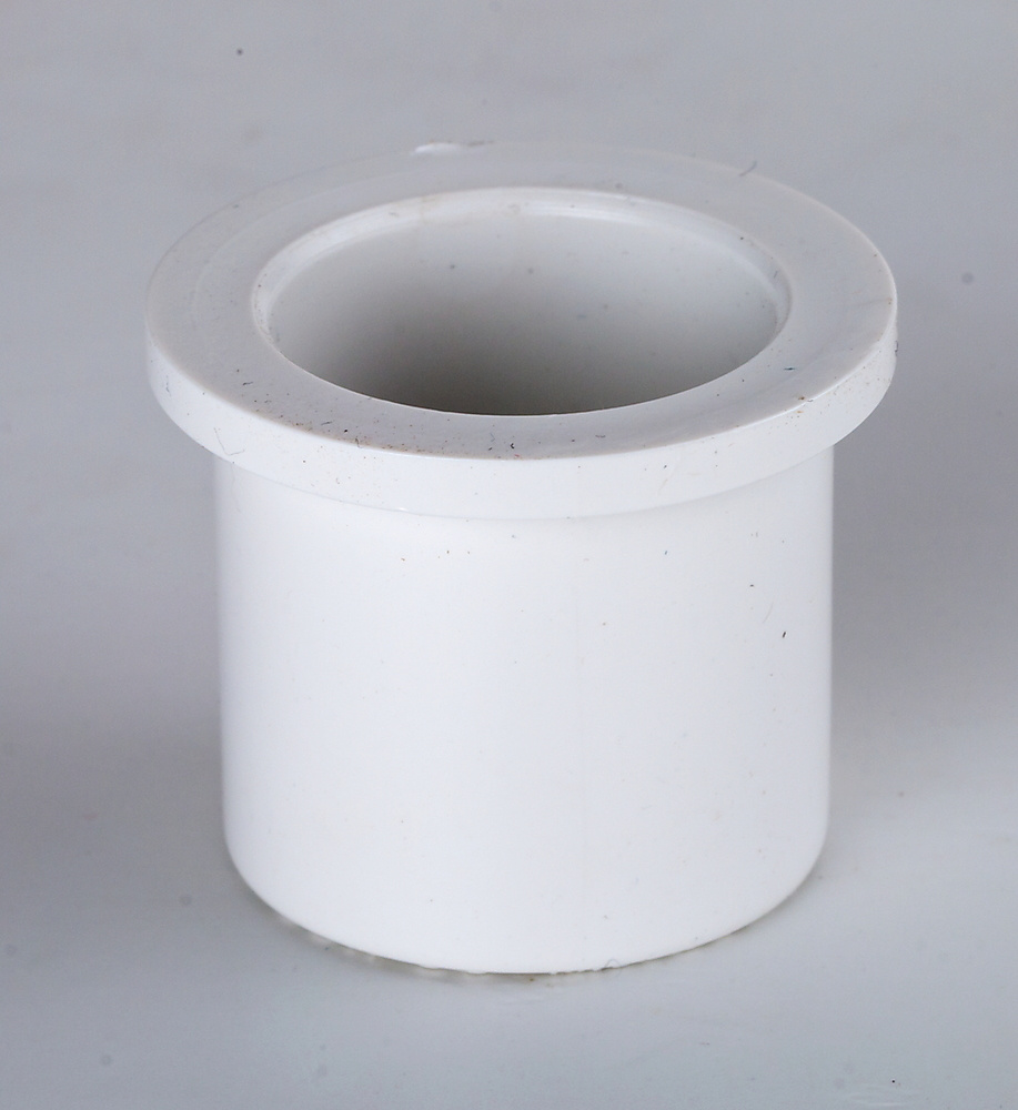 محول من ¼1 " ×  ½ أبيض عادي