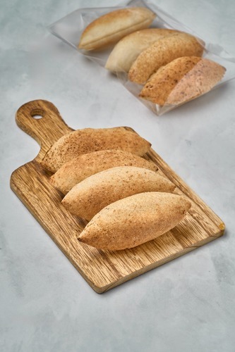 Mini white samon bread
