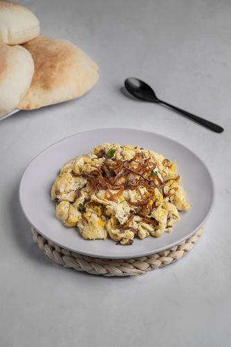 Eggs With Onions