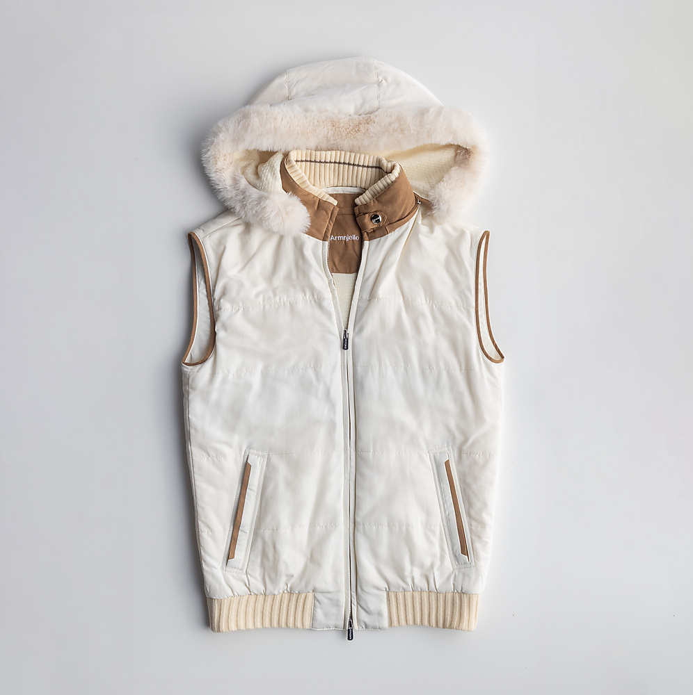 White pearl gilet
