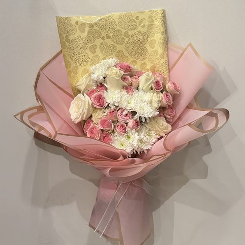 Mom’s Pink Elegance Bouquet