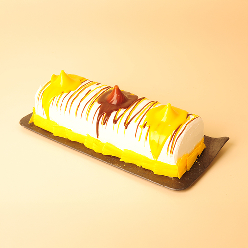 Mango & Vanilla Ice Cream Cake
