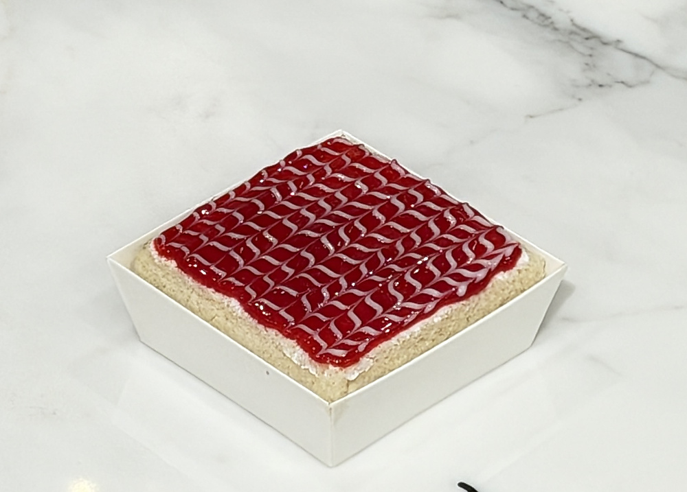 Trilece Strawberry