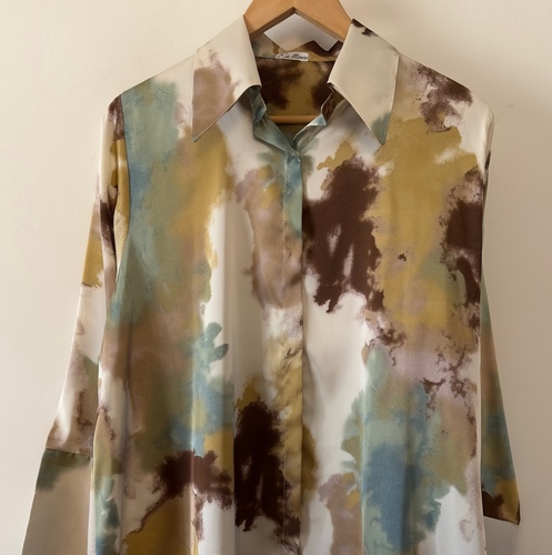 قميص رقم ١٦