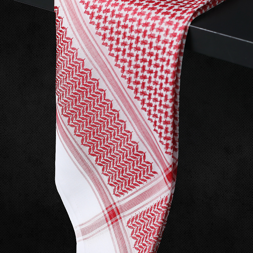 رويال آر احمر