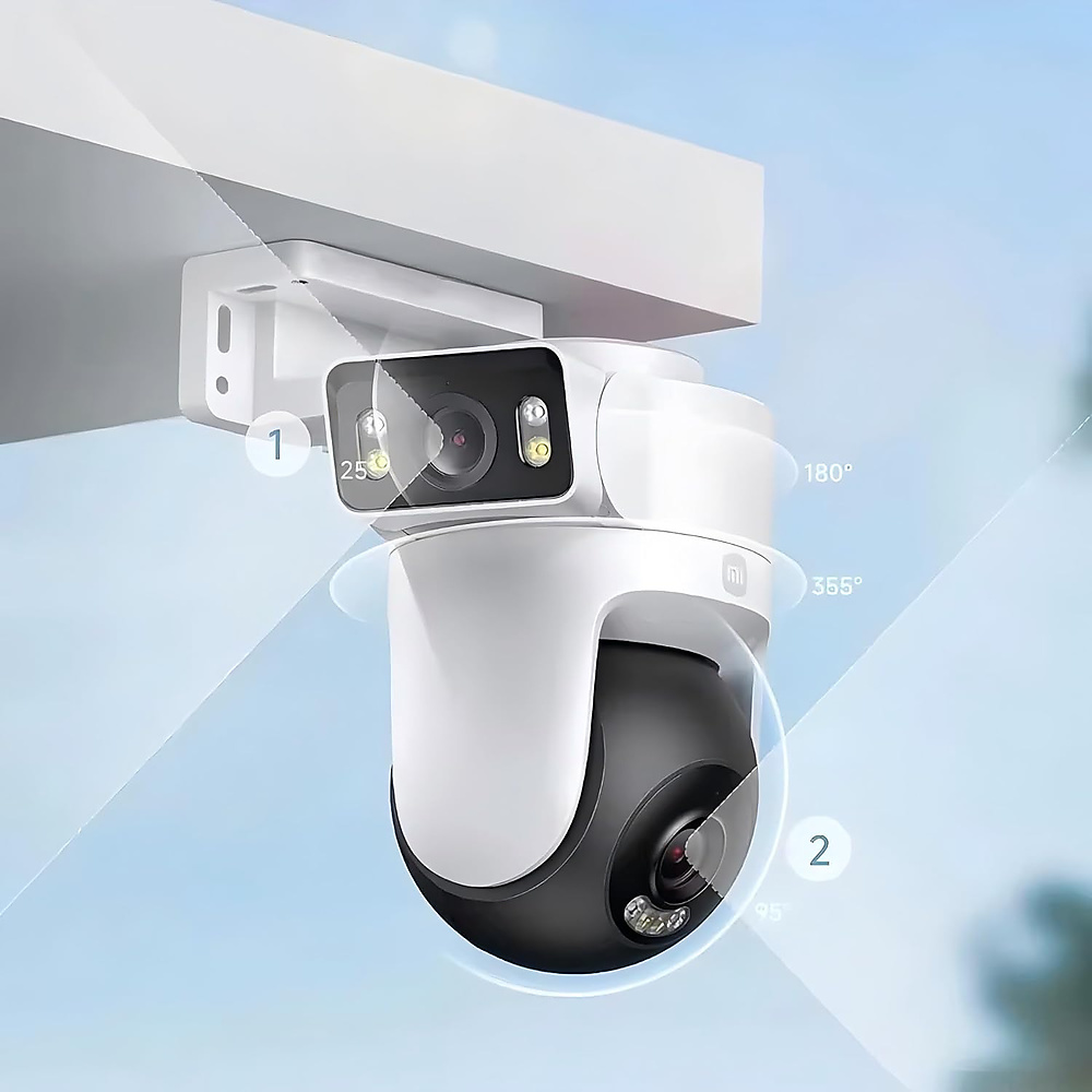 Dual 4MP fixed + panoramic (PTZ) cameras