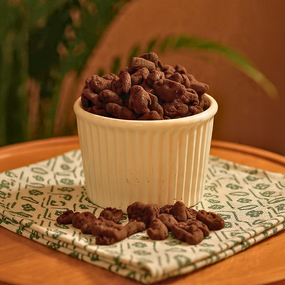 Princess pecan dragee