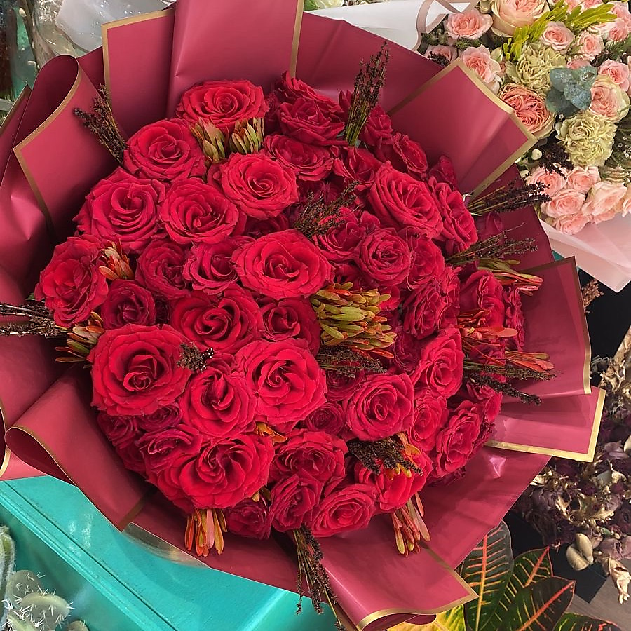 Medium Rose Bouquet