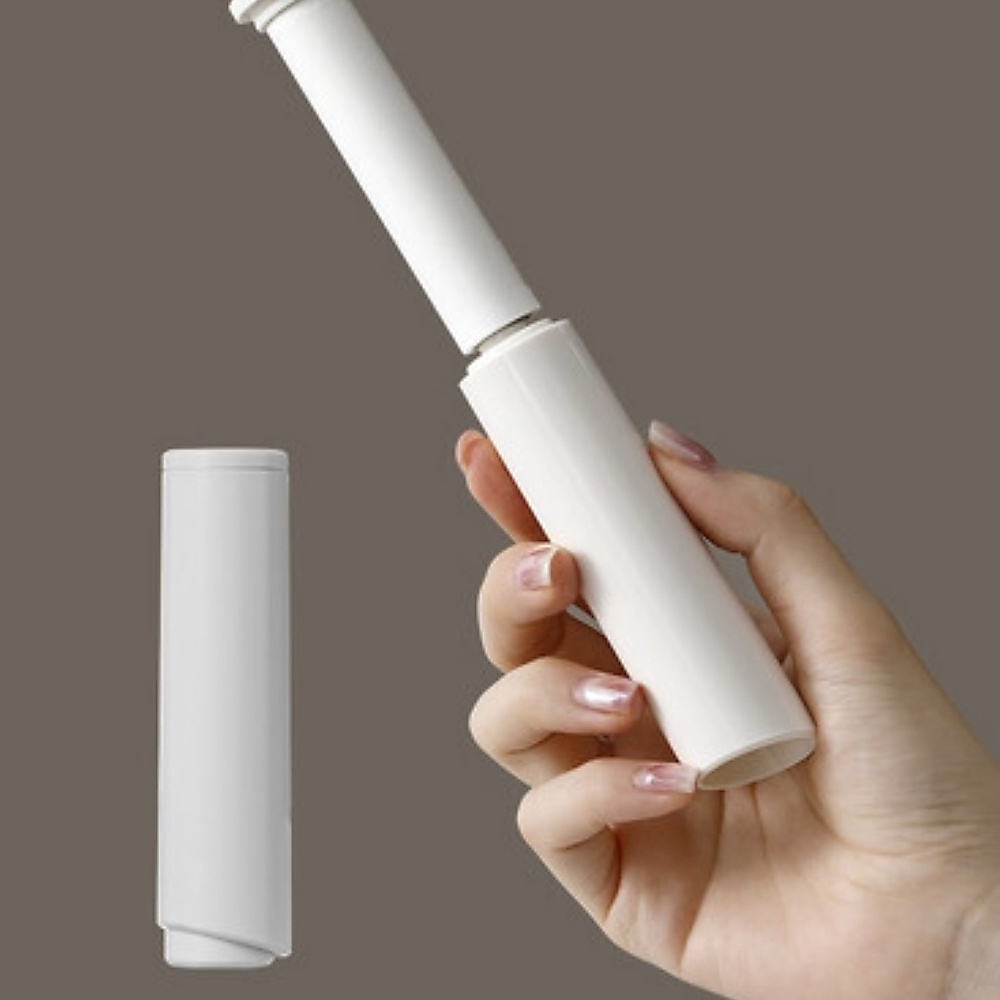 Portable lint roller