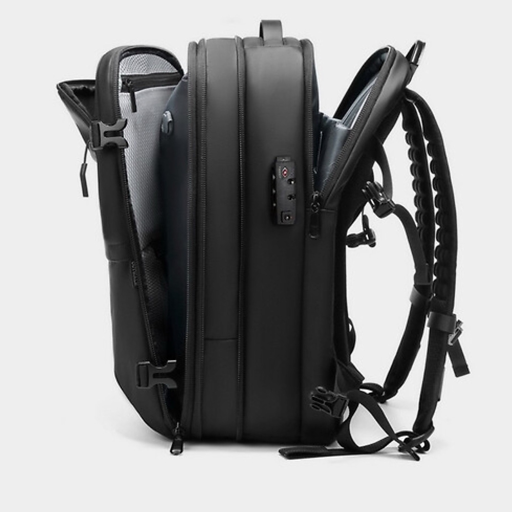 Airbag backpack