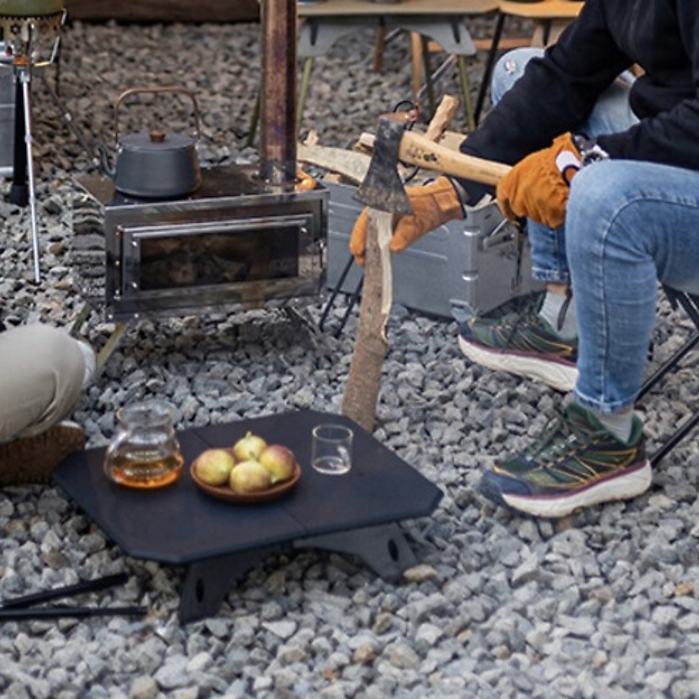 High & low folding table