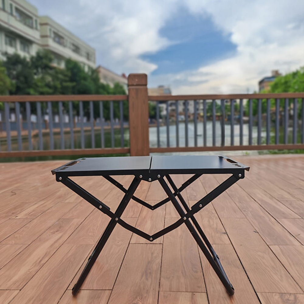 طاولة الترا لايت قابلة للطي