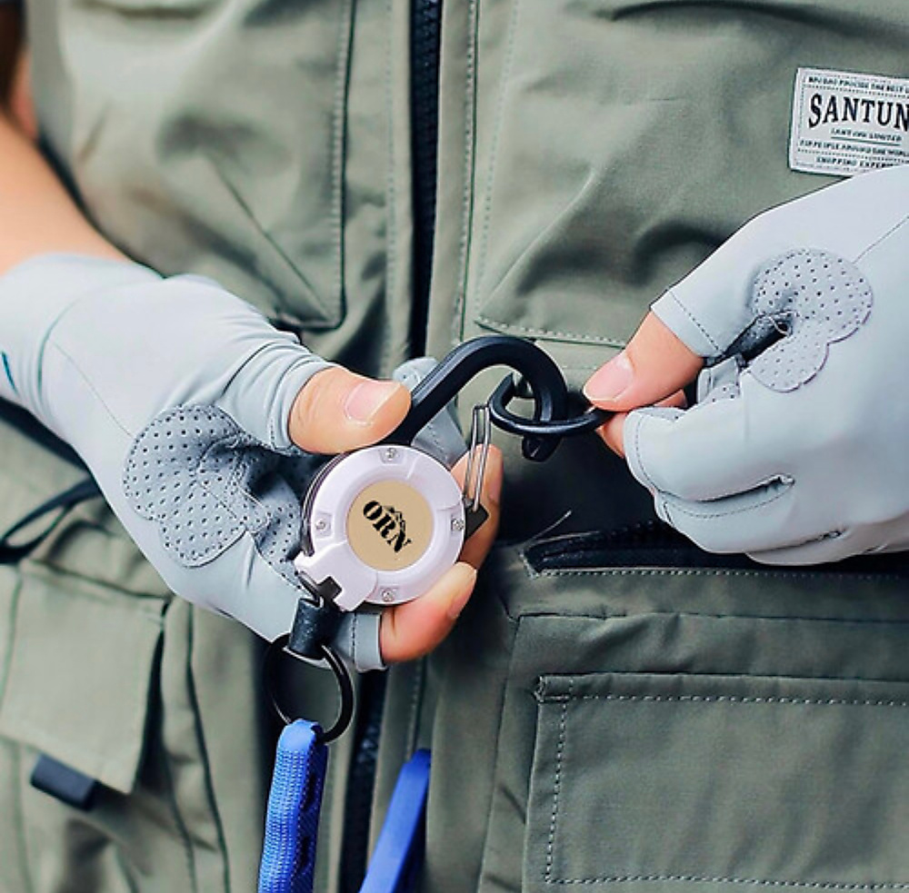 Keychain & Tactical hook