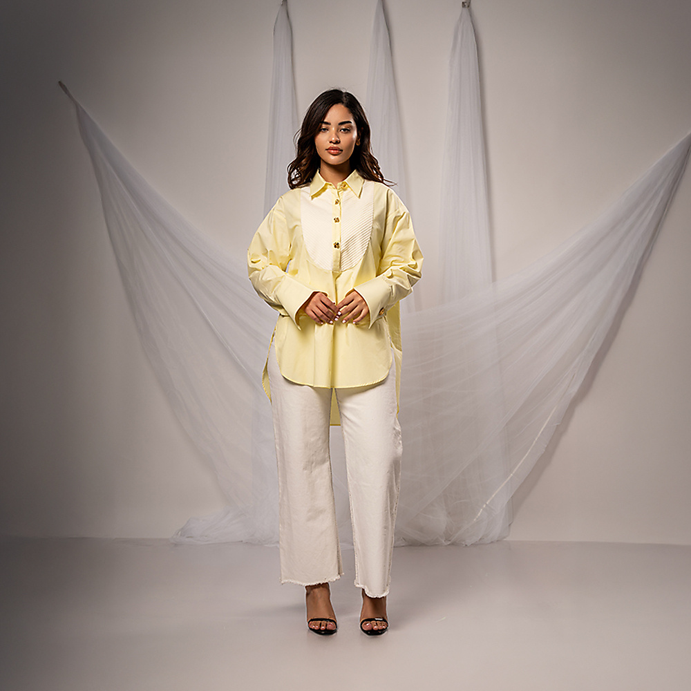 Oversize yellow butter shirt
