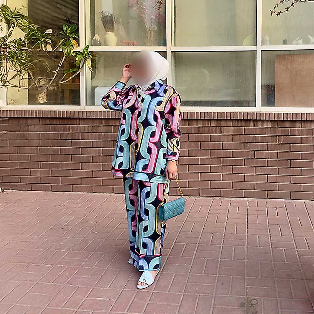 طقم ملون