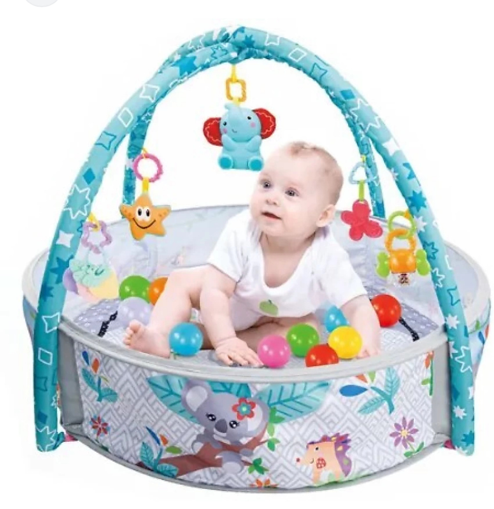 صالة رياضية وحفرة الكرة