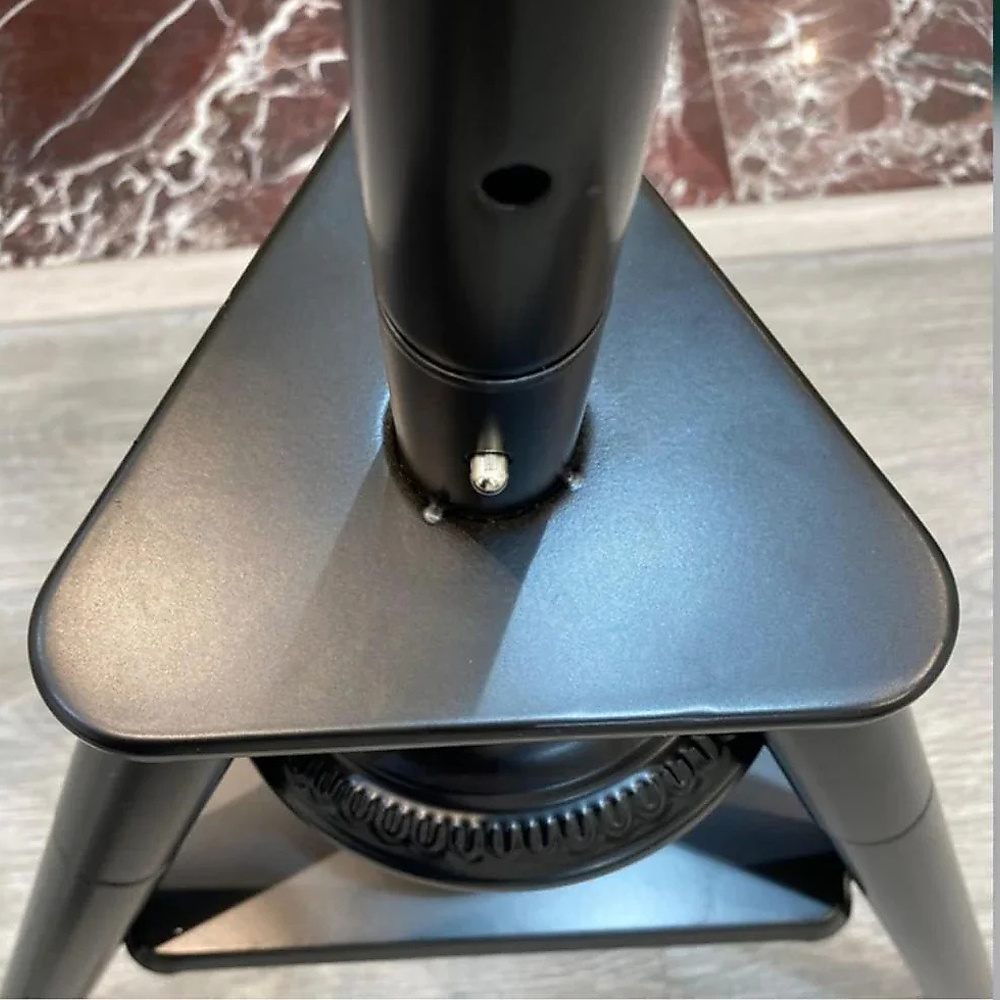 Clothes Steamer Holder (Hanger Design)